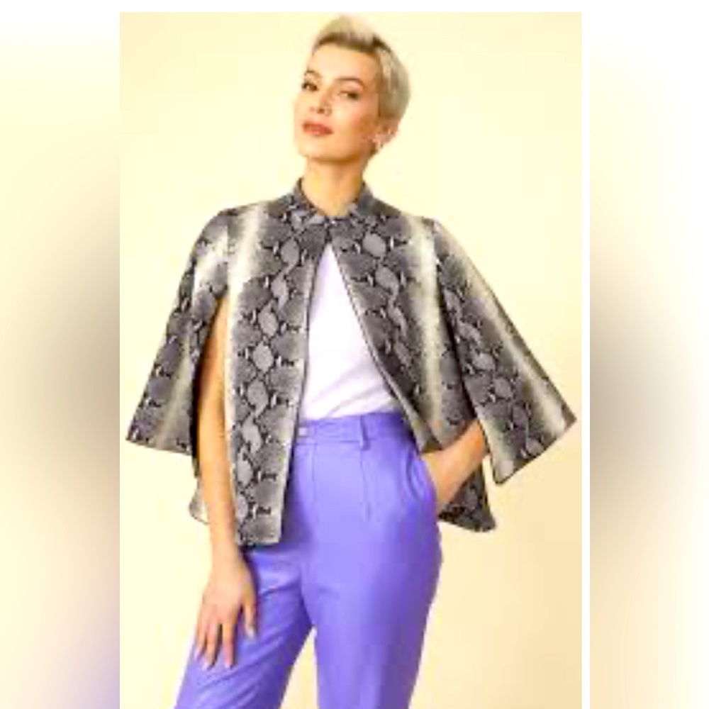Jayley Snakeprint Cape